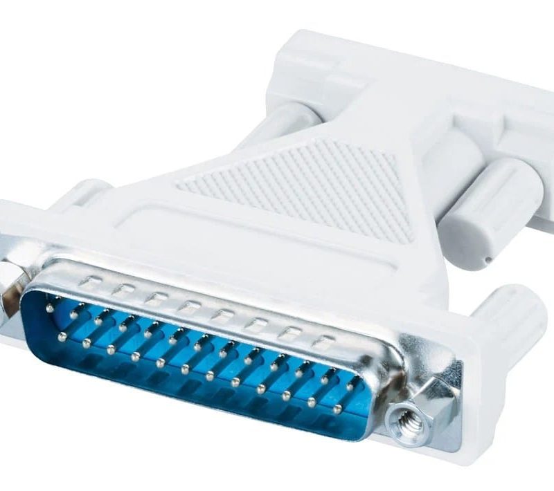 PC 2.2-Adaptor cu 9 pini (F) și 25 pini (M), IKA