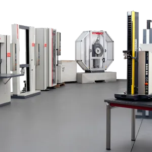 Masini de incercari second hand modernizate