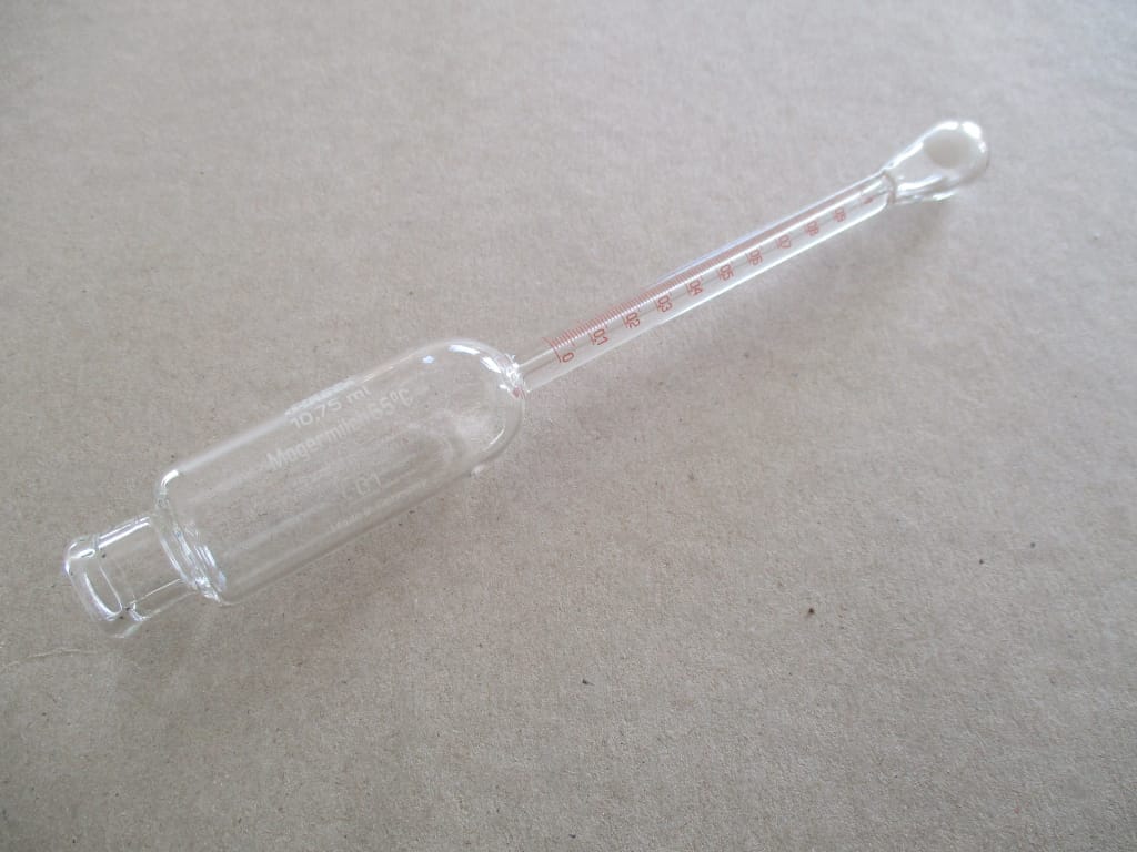 Butirometru pentru lapte degresat 0-1%, G, cu bulb inchis, Funke Gerber