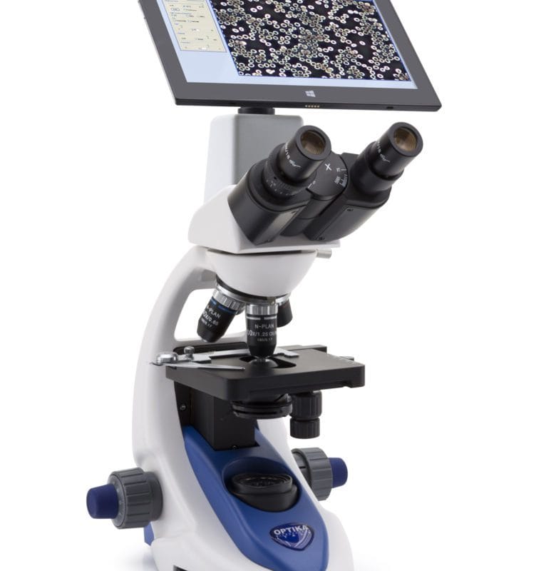 Microscop binocular digital cu câmp luminos și conectivitate tablă, mărire 1000x, obiective PLAN pentru imagine plană, senzor digital pentru captură imagine și video în timp real