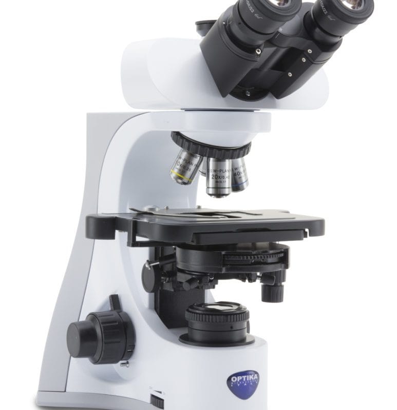 Microscop trinocular B-510 cu contrast de fază, mărire 1000x, obiective IOS PLAN, cap trinocular, iluminare în câmp luminos și contrast de fază, pentru observații din secțiuni subțiri și celule vii
