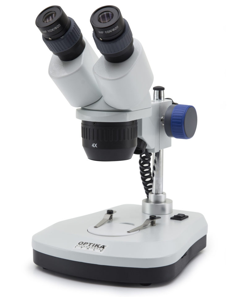 Stereomicroscop SFX pe suport de stâlp, mărire 20x-40x, iluminare LED incidenă și transmisă, alimentare cu baterii reîncărcabile (nu sunt incluse), pentru inspectie și observație binoculară la măriri joase și medii