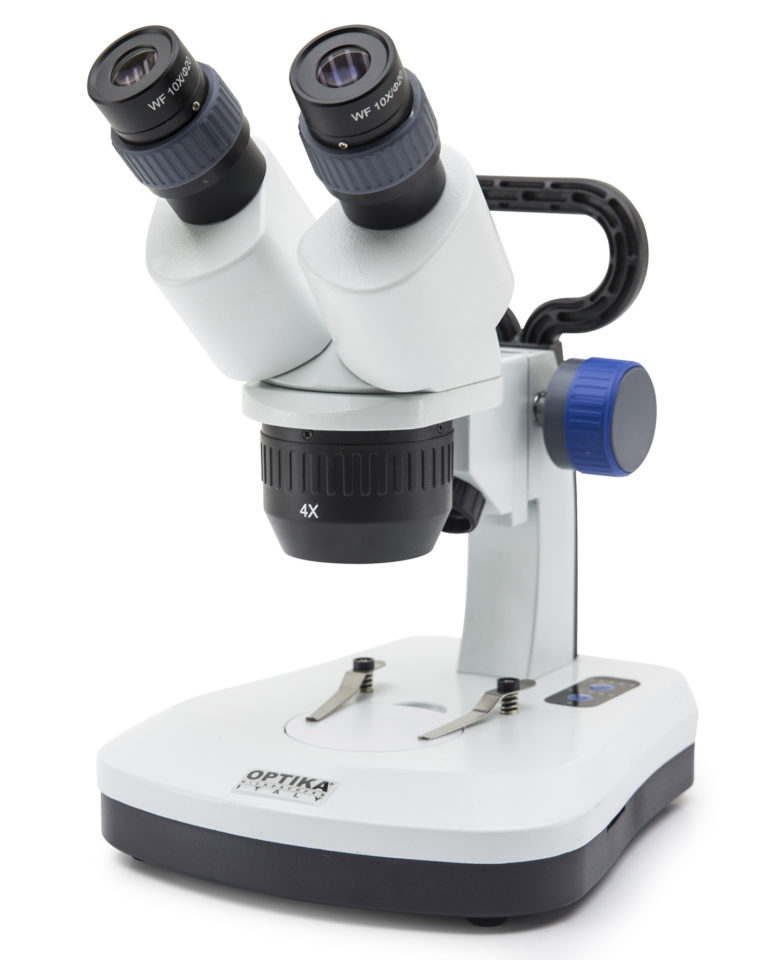 Stereomicroscop SFX cu braț fix, mărire 20x-40x, panou tactil de control, iluminare LED incidenă și transmisă, alimentare cu baterii reîncărcabile (nu sunt incluse), pentru inspecție și observație binoculară